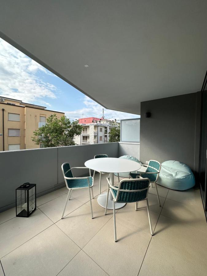 Aparthotel Zefiro Com Design, Large Terrace, Bike, Near Beach And Thermal Grado Exterior photo