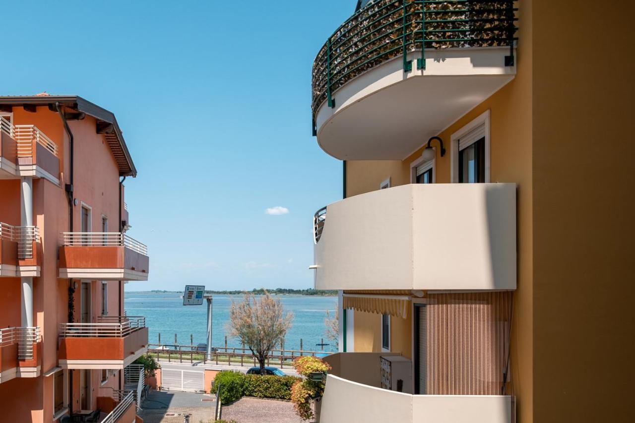 Aparthotel Zefiro Com Design, Large Terrace, Bike, Near Beach And Thermal Grado Exterior photo